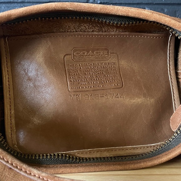 COACH Vintage Tan Leather Crossbody Shoulder Bag - Picture 4 of 13